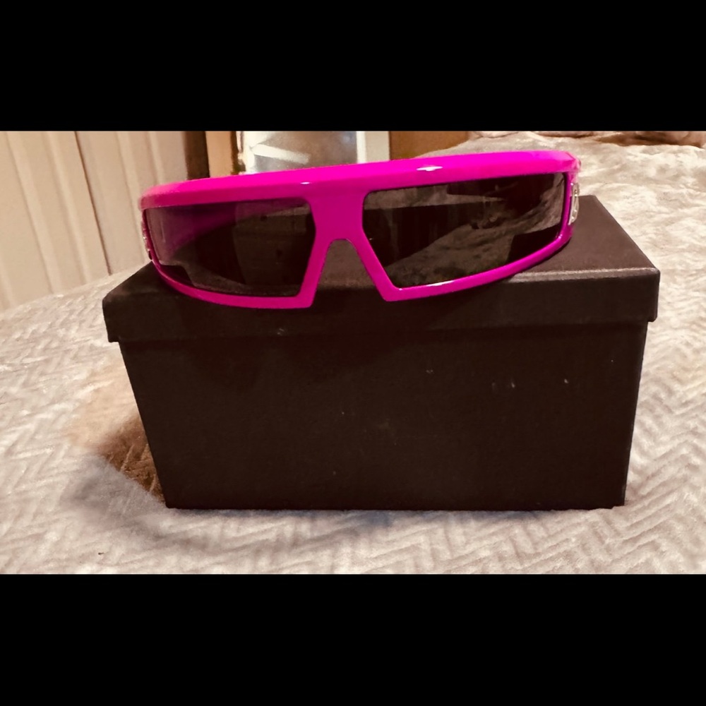 Dolce & Gabbana Pink Sunglasses - Picture 7 of 7